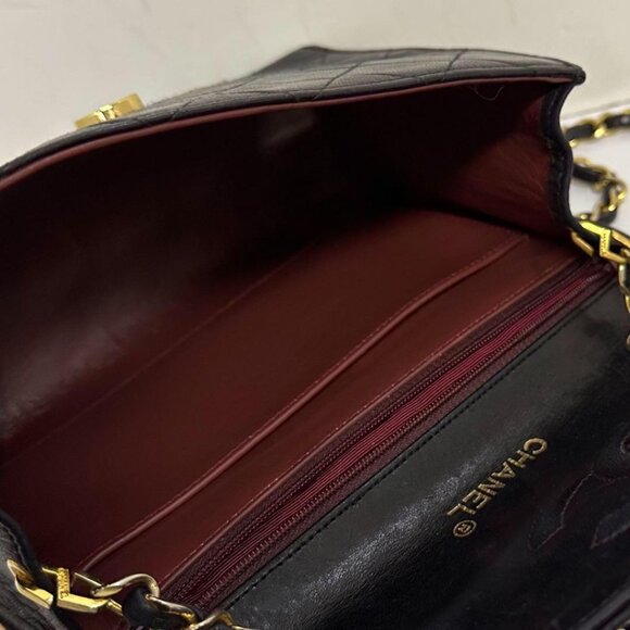 CHANEL Vintage Flap Bag Matelasse Quilted Lambskin Shoulder Chain Tote - Picture 13 of 15